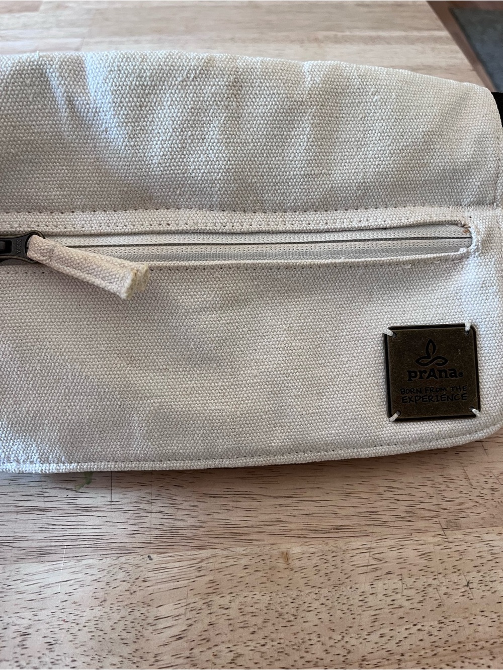 Prana Canvas Crossbody Bag in Off-White with Adjustable Black Strap - Picture 6 of 6
